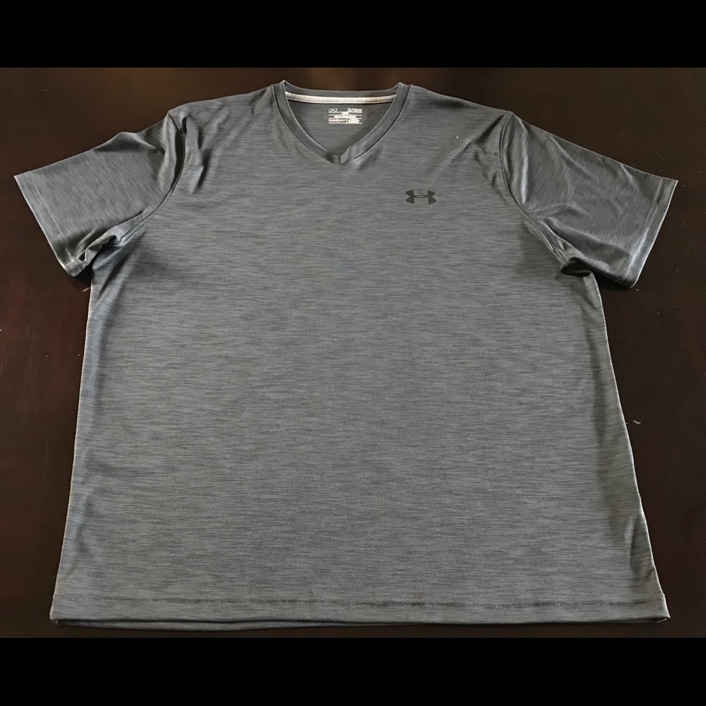 Under Armour T-Shirt - XL